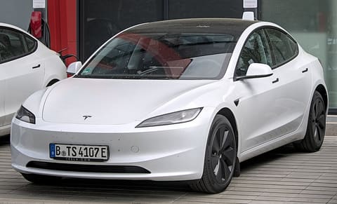 Tesla Model 3 6
