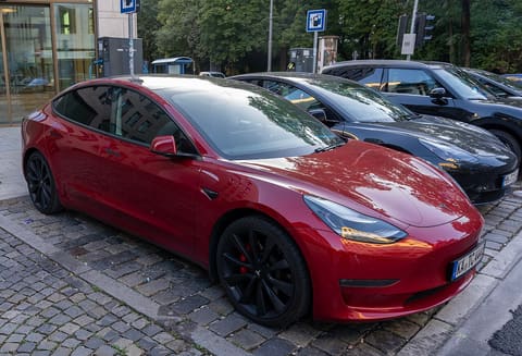 Tesla Model 3 1